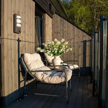 Modern With Balcony And View Lejlighed
